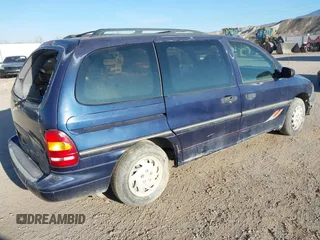 1995 Ford Windstar GL z VIN 2FMDA5148SBB49573, wystawiony jako IAAI lot #42024606 z przebiegiem 264 868 mil mil oraz . Historia ofert i sprzedaży dostępna na DreamBid. Obrazek 4.