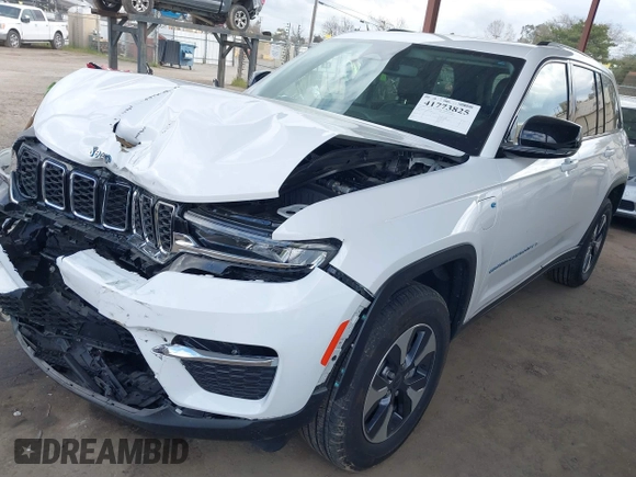 2023 Jeep Grand Cherokee with VIN 1C4RJYB60PC650900, listed as a IAAI auction lot 41773825 with 19,243 mi miles and . Bid and sale history available at DreamBid. Image 2.
