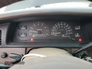 1995 Toyota T100 SR5 z VIN JT4VD12F0S0007793, wystawiony jako Copart lot #85020824 z przebiegiem 226 806 mil mil oraz Czysty tytuł • Clean title. Historia ofert i sprzedaży dostępna na DreamBid. Obrazek 9.