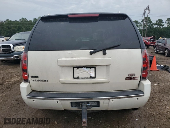 2011 GMC Yukon Denali with VIN 1GKS1EEF6BR279926, listed as a Copart auction lot 64760774 with 283,873 mi miles and Salvage Title. Bid and sale history available at carsss.com. Image 6.