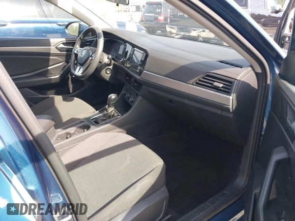 2019 Volkswagen Jetta S with VIN 3VWC57BU6KM148433, listed as a IAAI auction lot 42485665 with 54,984 mi miles and . Bid and sale history available at DreamBid. Image 5.