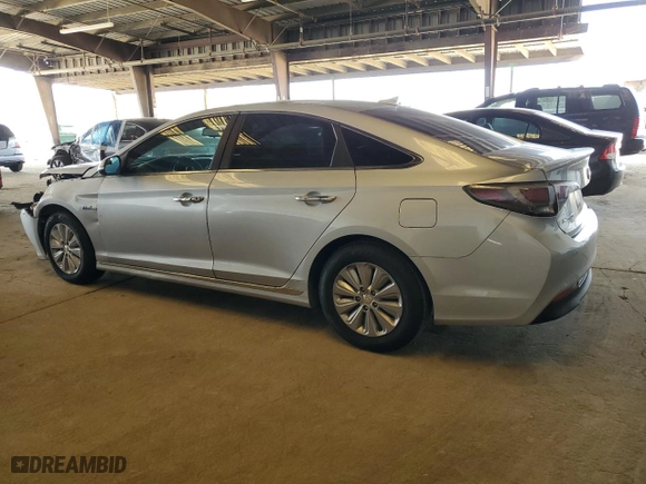 2017 Hyundai Sonata Hybrid SE with VIN KMHE24L1XHA058145, listed as a Copart auction lot 52203025 with 171,371 mi miles and Salvage Title. Bid and sale history available at carsss.com. Image 2.