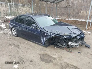 2013 BMW 3 Series 328i xDrive with VIN WBA3B5C55DF590224, listed as a IAAI auction lot 41348272 with 117,392 mi miles. Bid and sale history available at carsss.com. Image 1.