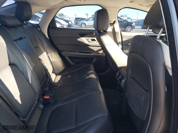 2016 Jaguar XF 35t Prestige with VIN SAJBE4BV2GCY07267, listed as a Copart auction lot 41607585 with 108,309 mi miles and Clean Title. Bid and sale history available at carsss.com. Image 10.