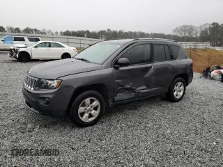 2016 Jeep Compass Sport with VIN 1C4NJCBB9GD802956, listed as a Copart auction lot 44797225 with 98,303 mi miles and Salvage title. Bid and sale history available at DreamBid. Image 1.