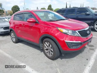 2014 Kia Sportage LX with VIN KNDPB3ACXE7635051, listed as a IAAI auction lot 41958543 with 60,120 mi miles. Bid and sale history available at carsss.com. Image 1.