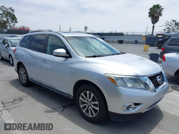 2013 Nissan Pathfinder Platinum with VIN 5N1AR2MM9DC614001, listed as a IAAI auction lot 42718655 with 153,241 mi miles and . Bid and sale history available at DreamBid. Image 1.