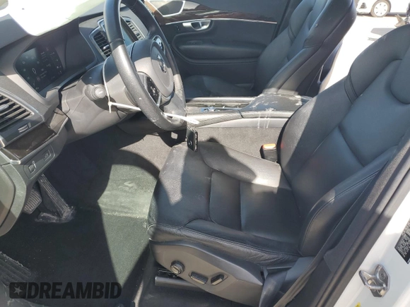 2019 Volvo XC90 Momentum with VIN YV4102PK1K1515896, listed as a Copart auction lot 48234185 with 51,311 mi miles and Salvage Title. Bid and sale history available at carsss.com. Image 7.