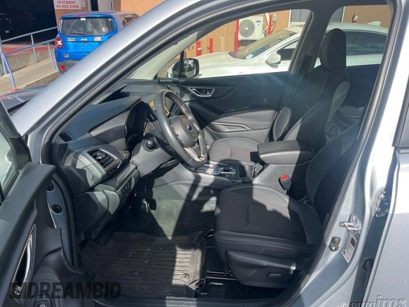2023 Subaru Forester Premium z VIN JF2SKAEC1PH537355, wystawiony jako IAAI lot #42433904 z przebiegiem 23 984 mil mil oraz . Historia ofert i sprzedaży dostępna na DreamBid. Obrazek 10.