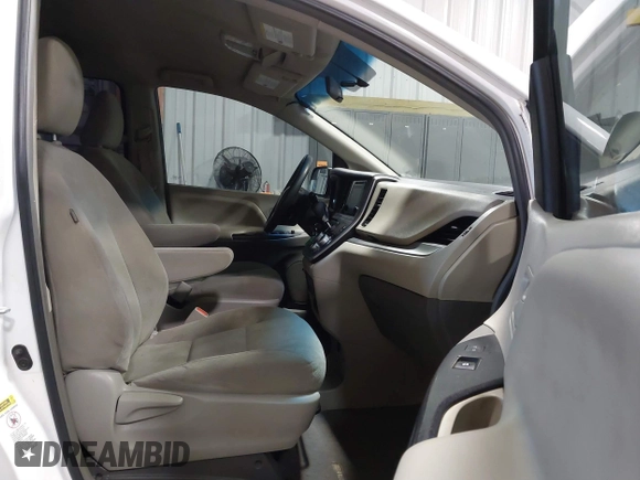 2015 Toyota Sienna L с VIN 5TDZK3DC3FS617518, выставлен на аукционе IAAI как лот 41566048 с пробегом 188 494 миль миль и . История ставок и продаж доступна на DreamBid. Изображение 5.