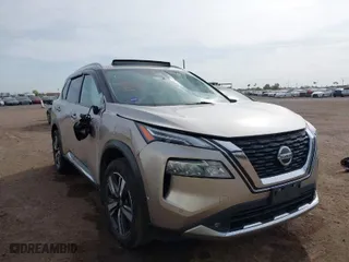 2021 Nissan Rogue Platinum with VIN JN8AT3DDXMW321075, listed as a IAAI auction lot 41923143 with 173,864 mi miles. Bid and sale history available at carsss.com. Image 1.