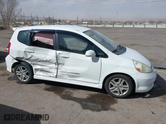 2007 Honda Fit Sport z VIN JHMGD38657S030086, wystawiony jako IAAI lot #41699824 z przebiegiem 224 648 mil mil oraz . Historia ofert i sprzedaży dostępna na DreamBid. Obrazek 13.