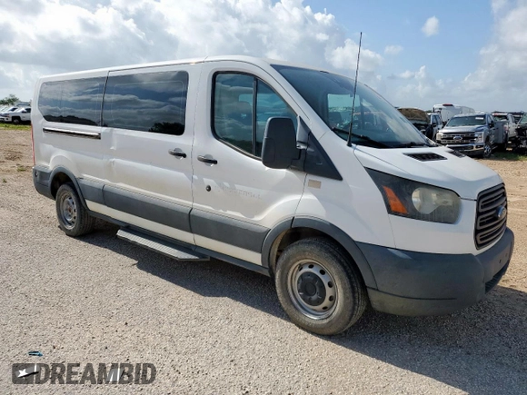 2017 Ford Transit XL z VIN 1FBZX2YMXHKA76173, wystawiony jako Copart lot #61798085 z przebiegiem 134 527 mil mil oraz Czysty tytuł • Clean title. Historia ofert i sprzedaży dostępna na DreamBid. Obrazek 4.