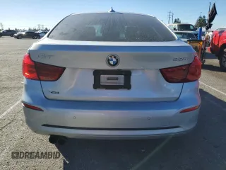 2018 BMW 3 Series 330i xDrive with VIN WBA8Z9C52JG828738, listed as a Copart auction lot 42131075 with 0 mi miles and Salvage Title. Bid and sale history available at carsss.com. Image 6.