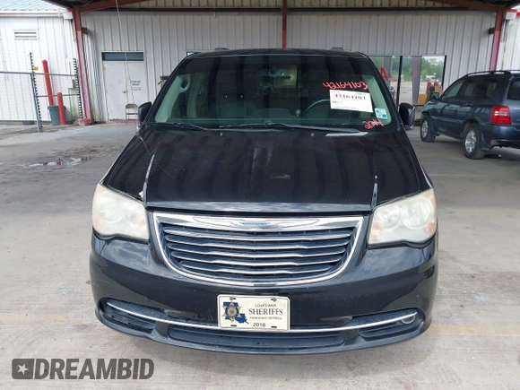 2014 Chrysler Town & Country Touring with VIN 2C4RC1BG8ER296073, listed as a IAAI auction lot 42164103 with 129,006 mi miles and . Bid and sale history available at DreamBid. Image 6.