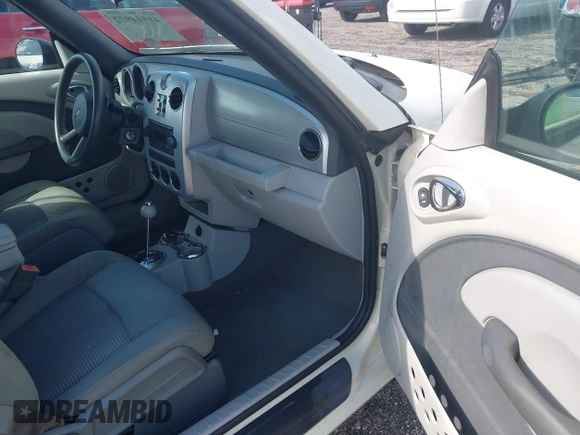 2007 Chrysler PT Cruiser with VIN 3C3JY45X67T620296, listed as a IAAI auction lot 41914972 with 92,413 mi miles. Bid and sale history available at carsss.com. Image 5.