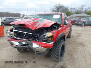 2000 GMC Sierra 1500 SLE with VIN 1GTEK19T3YZ153062, listed as a IAAI auction lot 41827424 with Not Provided miles and . Bid and sale history available at DreamBid. Image 18.