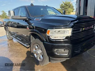 2019 Ram 3500 Laramie with VIN 3C63R3ML4KG642347, listed as a Copart auction lot 77895464 with 161,831 mi miles and Clean Title. Bid and sale history available at carsss.com. Image 1.