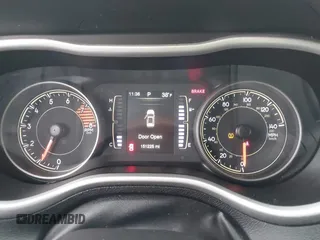 2018 Jeep Cherokee Latitude Plus with VIN 1C4PJMLX5JD581775, listed as a IAAI auction lot 41684428 with 151,225 mi miles and . Bid and sale history available at carsss.com. Image 7.