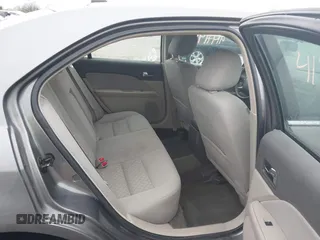 2011 Ford Fusion SE with VIN 3FAHP0HA7BR331095, listed as a IAAI auction lot 41911404 with 182,425 mi miles. Bid and sale history available at carsss.com. Image 8.