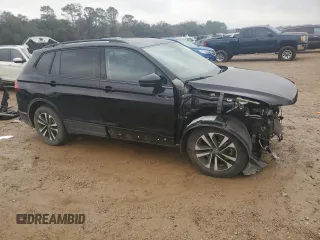 2023 Volkswagen Tiguan S z VIN 3VVRB7AX5PM038208, wystawiony jako Copart lot #44760825 z przebiegiem 33 661 mil mil oraz Szkoda całkowita • Salvage title. Historia ofert i sprzedaży dostępna na DreamBid. Obrazek 4.
