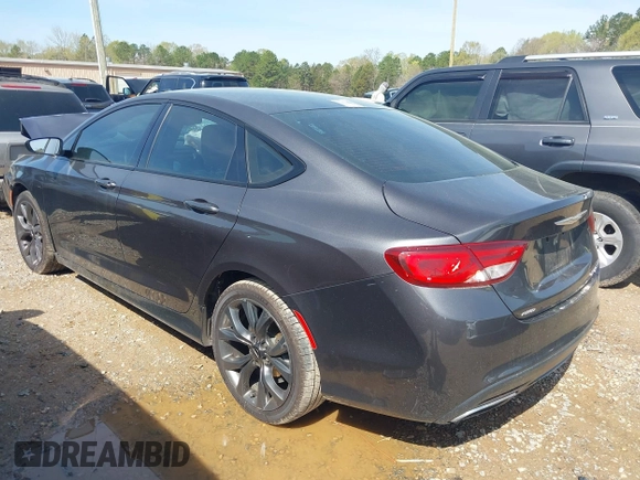 2015 Chrysler 200 S with VIN 1C3CCCDG5FN644378, listed as a IAAI auction lot 41918218 with 138,252 mi miles and . Bid and sale history available at carsss.com. Image 3.