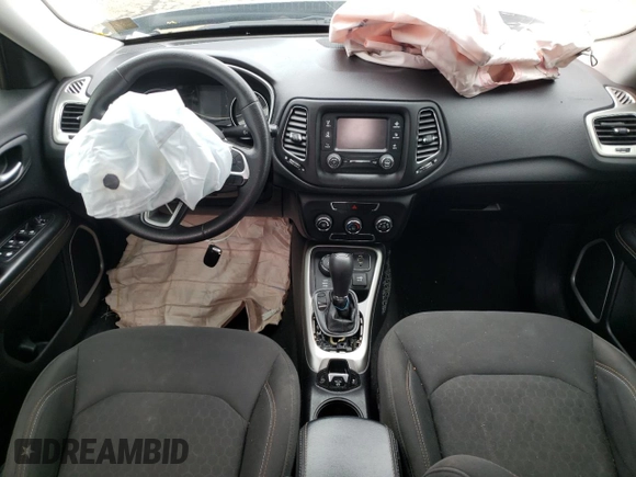 2018 Jeep Compass Sport с VIN 3C4NJDAB0JT100209, выставлен на аукционе Copart как лот 53946635 с пробегом 84 881 миль миль и Списание • Salvage title. История ставок и продаж доступна на DreamBid. Изображение 8.