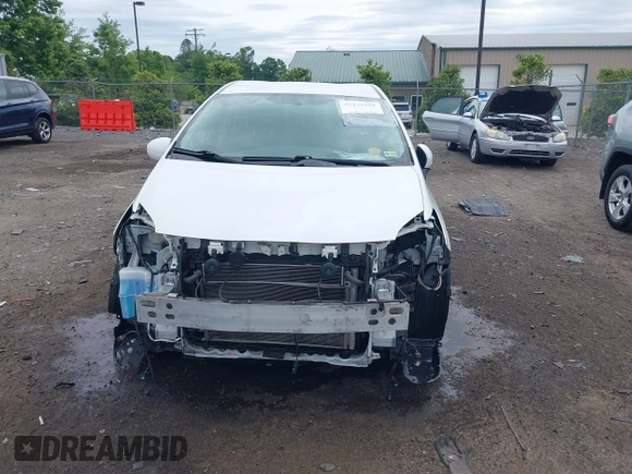2014 Toyota Prius with VIN JTDKN3DP6E3055058, listed as a IAAI auction lot 42233555 with 133,718 mi miles and . Bid and sale history available at DreamBid. Image 12.