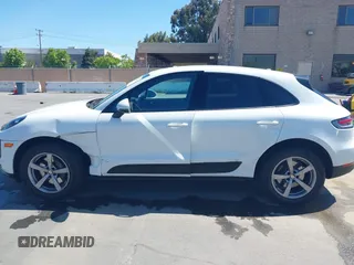 2021 Porsche Macan с VIN WP1AA2A51MLB00523, выставлен на аукционе IAAI как лот 42332562 с пробегом 61 254 миль миль и . История ставок и продаж доступна на DreamBid. Изображение 14.
