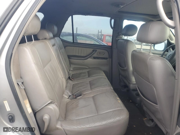 2002 Toyota Sequoia Limited with VIN 5TDZT38A92S106721, listed as a Copart auction lot 44835235 with 193,676 mi miles and Clean Title. Bid and sale history available at carsss.com. Image 11.