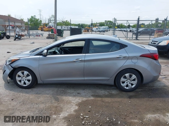 2016 Hyundai Elantra SE with VIN 5NPDH4AE4GH752857, listed as a IAAI auction lot 42421560 with 200,290 mi miles and . Bid and sale history available at DreamBid. Image 14.