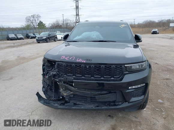 2024 Jeep Grand Cherokee Limited z VIN 1C4RJHBG6RC697148, wystawiony jako IAAI lot #41902772 z przebiegiem 8 082 mil mil oraz . Historia ofert i sprzedaży dostępna na DreamBid. Obrazek 12.