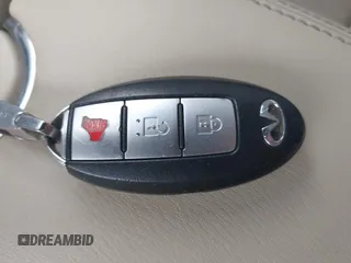 2010 Infiniti EX Journey z VIN JN1AJ0HP2AM703177, wystawiony jako IAAI lot #41892114 z przebiegiem 156 997 mil mil oraz . Historia ofert i sprzedaży dostępna na DreamBid. Obrazek 11.