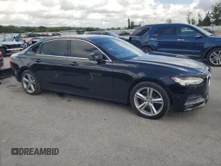 2018 Volvo S90 Momentum с VIN LVY982AK3JP037041, выставлен на аукционе Copart как лот 59496795 с пробегом 64 270 миль миль и Списание • Salvage title. История ставок и продаж доступна на DreamBid. Изображение 4.