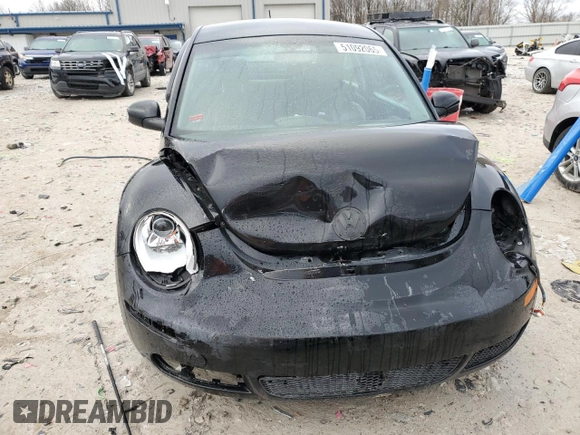 2009 Volkswagen New Beetle Coupe S with VIN 3VWPW31C09M506426, listed as a Copart auction lot 51092065 with 163,674 mi miles and Clean Title. Bid and sale history available at carsss.com. Image 5.