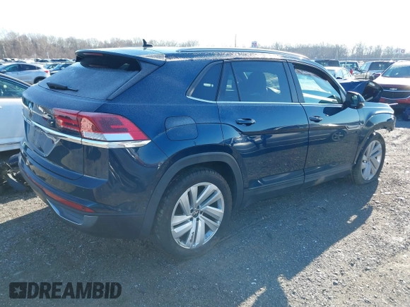 2021 Volkswagen Atlas SE with VIN 1V2JE2CA5MC206701, listed as a IAAI auction lot 41165558 with 52,631 mi miles and . Bid and sale history available at DreamBid. Image 4.