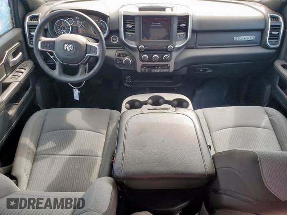 2024 Ram 2500 Big Horn with VIN 3C6UR5DJ9RG387185, listed as a Copart auction lot 61833355 with 10,213 mi miles and Clean title. Bid and sale history available at DreamBid. Image 8.
