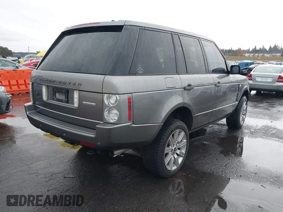 2007 Land Rover Range Rover SC z VIN SALMF13427A261552, wystawiony jako IAAI lot #40930292 z przebiegiem 143 865 mil mil oraz . Historia ofert i sprzedaży dostępna na DreamBid. Obrazek 4.