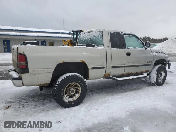 1998 Dodge 2500 with VIN 1B7KF23ZXWJ157552, listed as a Copart auction lot 44832805 with 219,971 mi miles and Clean title. Bid and sale history available at DreamBid. Image 3.