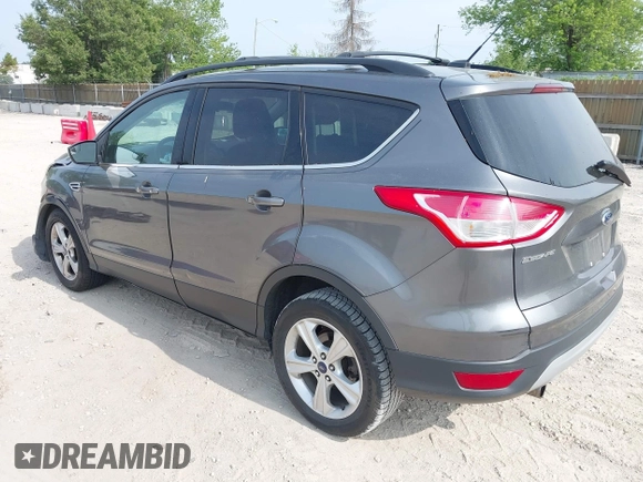 2013 Ford Escape SE z VIN 1FMCU0GX9DUC42459, wystawiony jako IAAI lot #42526275 z przebiegiem 203 310 mil mil oraz . Historia ofert i sprzedaży dostępna na DreamBid. Obrazek 3.