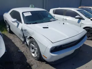 2013 Dodge Challenger SXT z VIN 2C3CDYAG8DH569468, wystawiony jako IAAI lot #41792206 z przebiegiem 161 439 mil mil oraz . Historia ofert i sprzedaży dostępna na DreamBid. Obrazek 1.