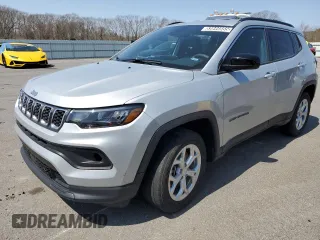 2024 Jeep Compass Latitude with VIN 3C4NJDBN4RT110956, listed as a Copart auction lot 53644555 with 21,777 mi miles and Clean Title. Bid and sale history available at carsss.com. Image 1.