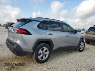 2021 Toyota RAV4 Hybrid LE z VIN JTMLWRFV2MD120920, wystawiony jako Copart lot #63752055 z przebiegiem 60 558 mil mil oraz Szkoda całkowita • Salvage title. Historia ofert i sprzedaży dostępna na DreamBid. Obrazek 3.