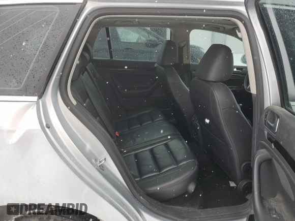 2014 Volkswagen Jetta TDI w/Sunroof with VIN 3VWPL7AJ2EM604382, listed as a Copart auction lot 82899864 with 178,635 mi miles and Salvage title. Bid and sale history available at DreamBid. Image 10.