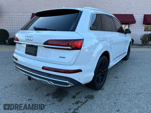 2020 Audi Q7 Premium Plus with VIN WA1LXAF74LD005065, listed as a Copart auction lot 52918075 with 88,978 mi miles and Clean Title. Bid and sale history available at carsss.com. Image 4.