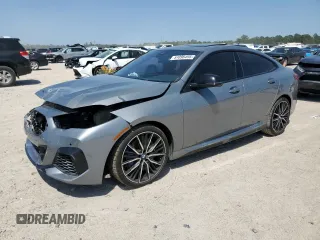 2023 BMW 2 Series M235i xDrive with VIN WBA13AL00P7M19946, listed as a Copart auction lot 51096495 with 33,185 mi miles and Salvage Title. Bid and sale history available at carsss.com. Image 1.