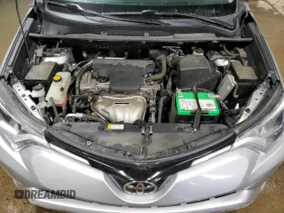 2017 Toyota RAV4 LE z VIN 2T3BFREV6HW645839, wystawiony jako Copart lot #60615335 z przebiegiem 132 243 mil mil oraz Szkoda całkowita • Salvage title. Historia ofert i sprzedaży dostępna na DreamBid. Obrazek 12.