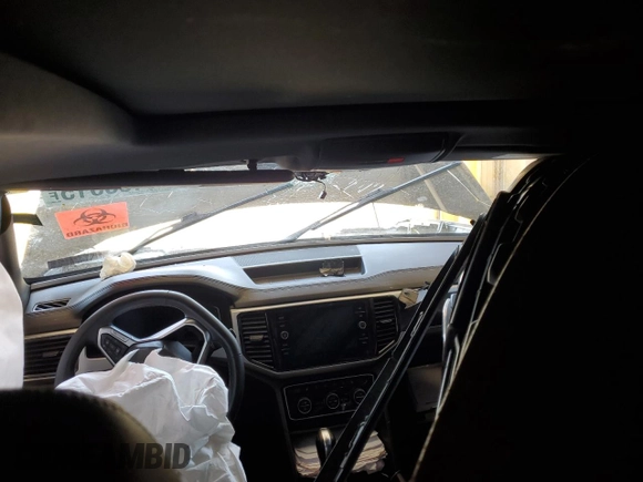 2021 Volkswagen Atlas SEL Premium with VIN 1V2TE2CA9MC235207, listed as a Copart auction lot 53188515 with Not provided miles and Salvage title. Bid and sale history available at DreamBid. Image 8.