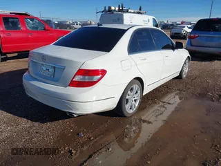 2008 Mercedes-Benz C 300 Sport z VIN WDDGF54X78R036928, wystawiony jako IAAI lot #42368096 z przebiegiem 180 212 mil mil oraz . Historia ofert i sprzedaży dostępna na DreamBid. Obrazek 4.