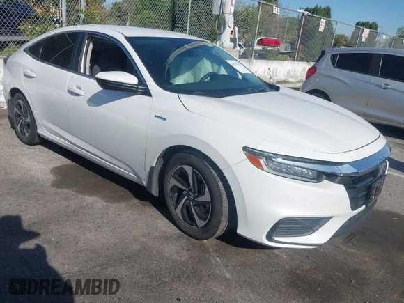 2022 Honda Insight EX with VIN 19XZE4F50NE016250, listed as a IAAI auction lot 41970277 with 33,115 mi miles and . Bid and sale history available at carsss.com. Image 1.